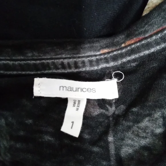 Maurices Black Short Sleeve 'Autumn' Graphic Tee with Floral Leaves - Picture 5 of 7